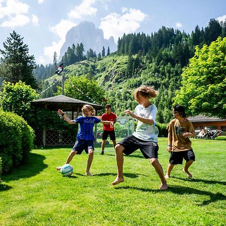 Family Hotel Posta Santa Cristina Val Gardena Exterior foto
