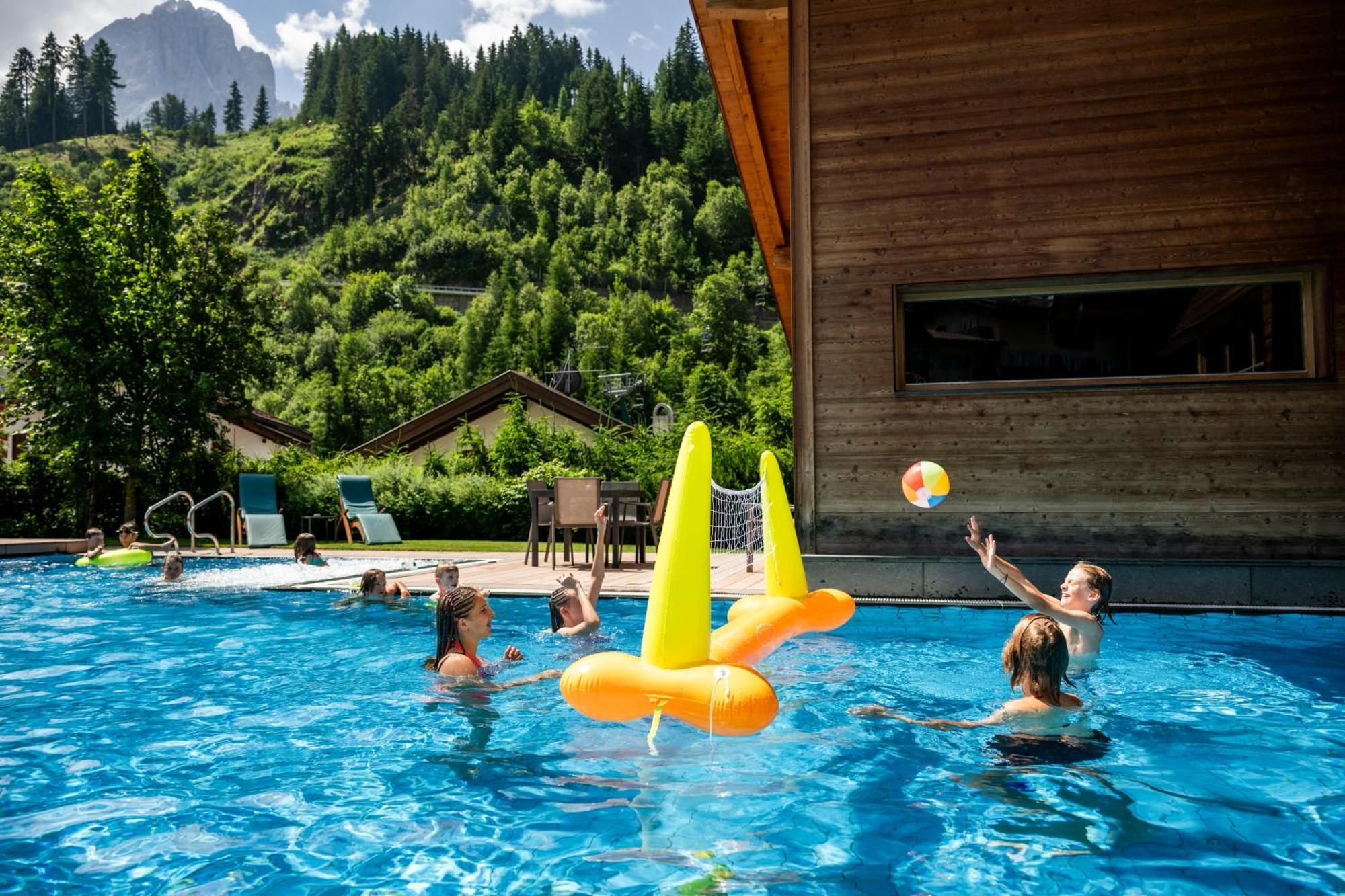 Family Hotel Posta Santa Cristina Val Gardena Exterior foto